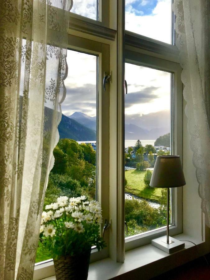 Fjord View Apartment Stranda  Exteriér fotografie